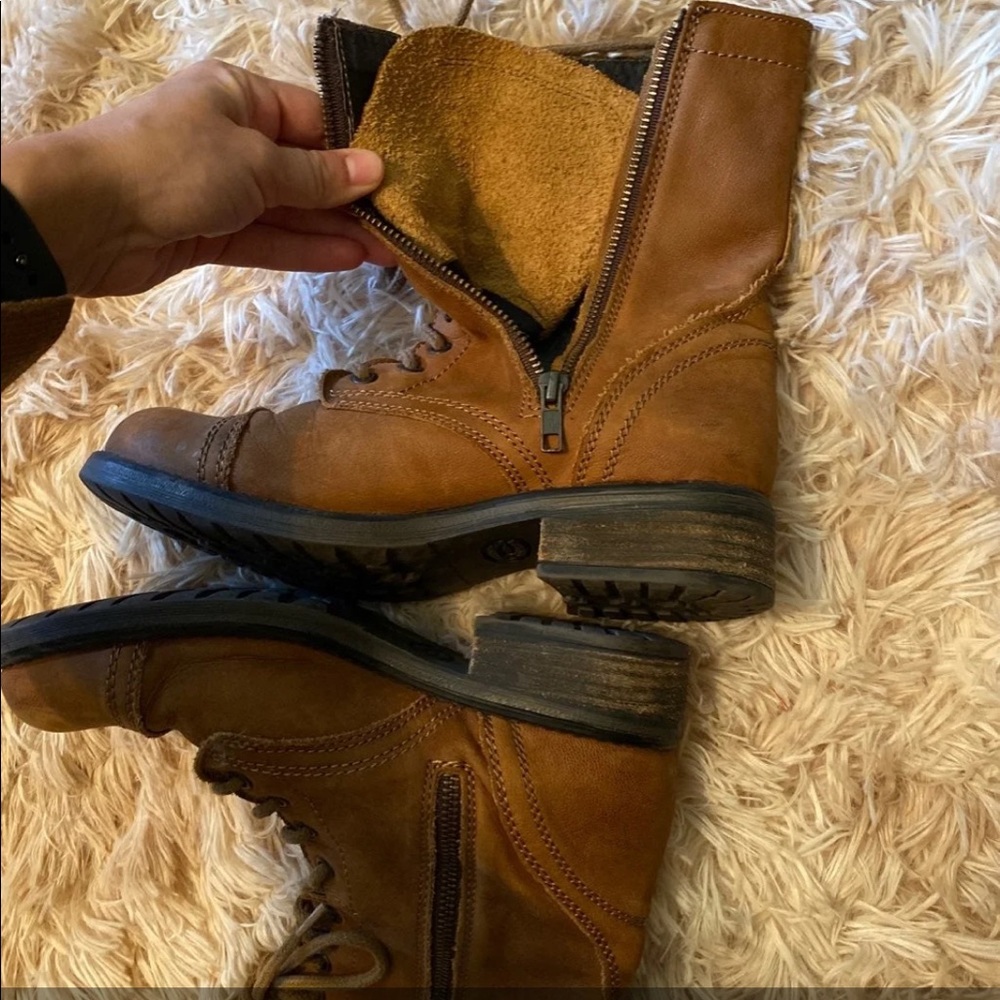 Steve Madden Suede&Leather Combat Booties